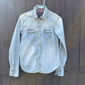 American Eagle Denim Button down Down size Small